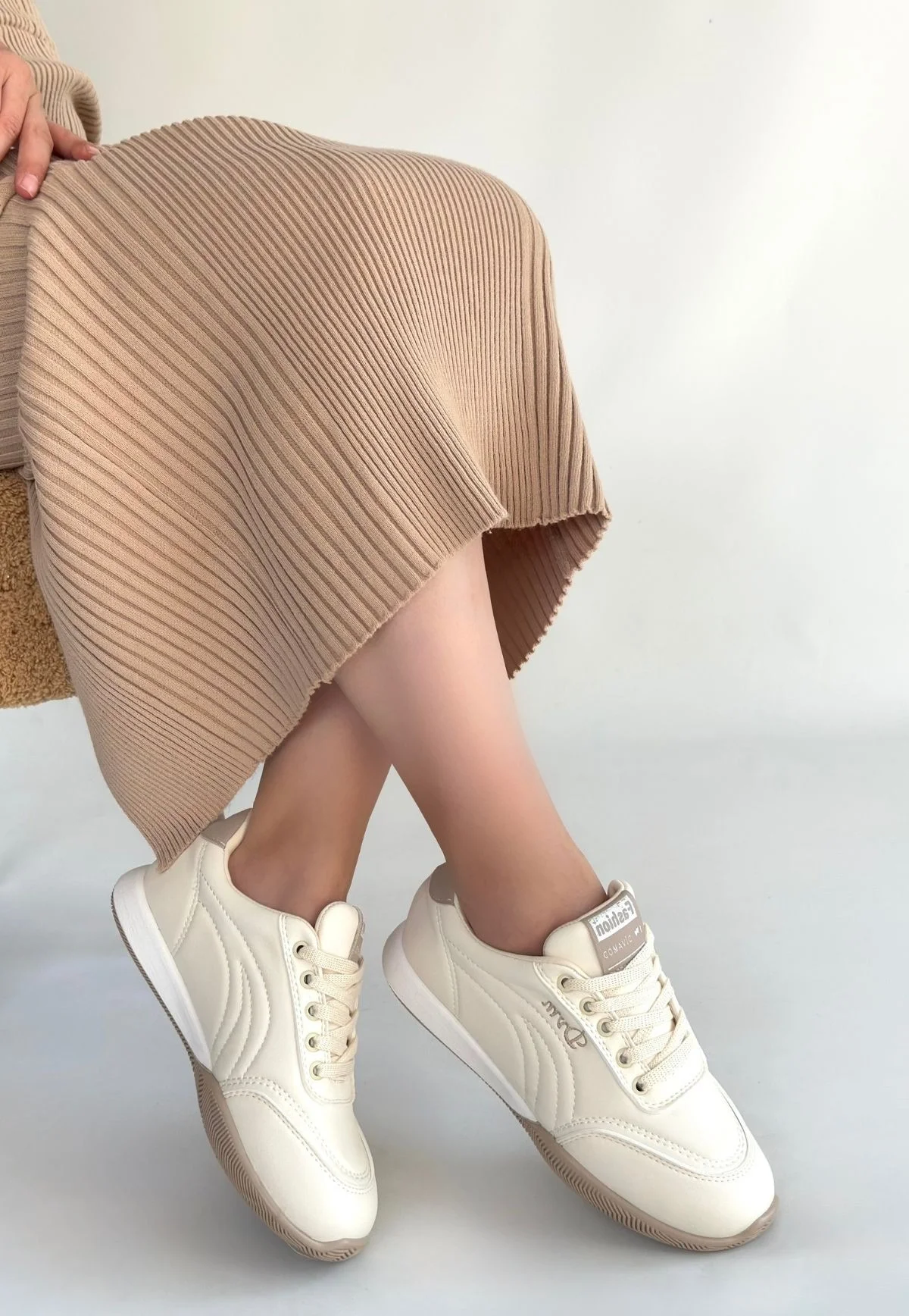 Tawen Bej Cilt Bağcıklı Spor Ayakkabı