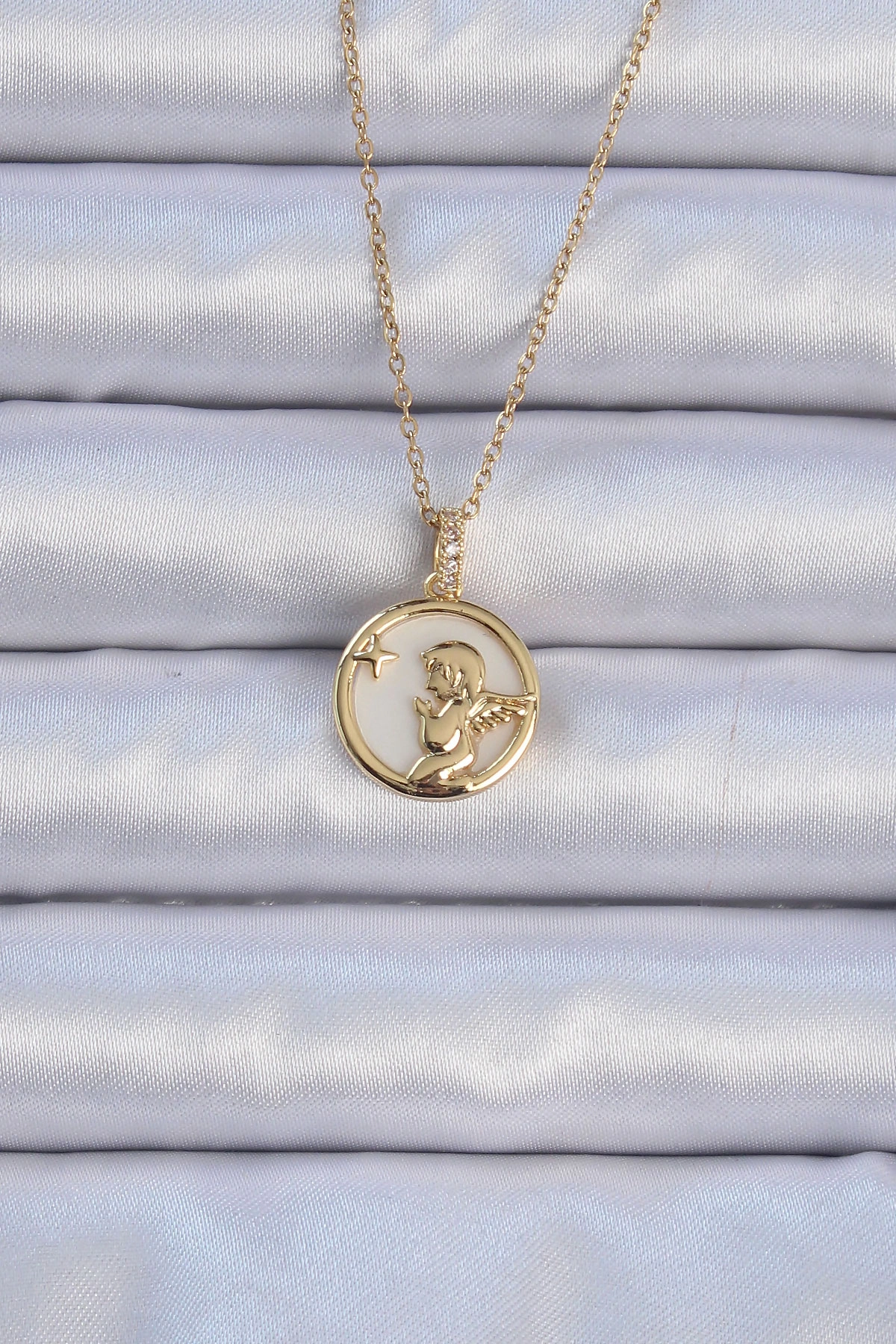 316L Çelik Zincir Altın Renk Zirkon Taşlı Mineli Melek Kolye