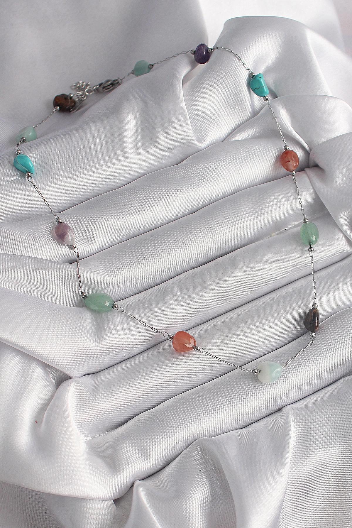 316L Çelik Gümüş Renk Zincir Renkli Doğaltaş Model Kadın Kolye