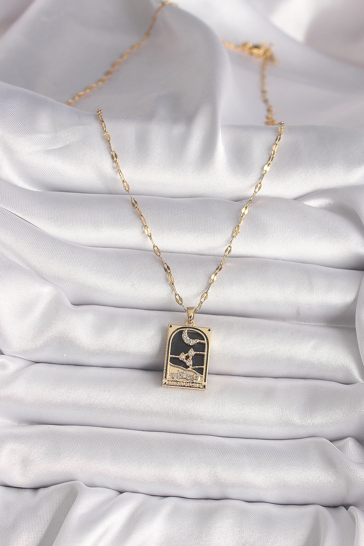 316L Çelik Gold Renk Zirkon Taşlı Ay Figürlü Tarot Model Kadın Kolye