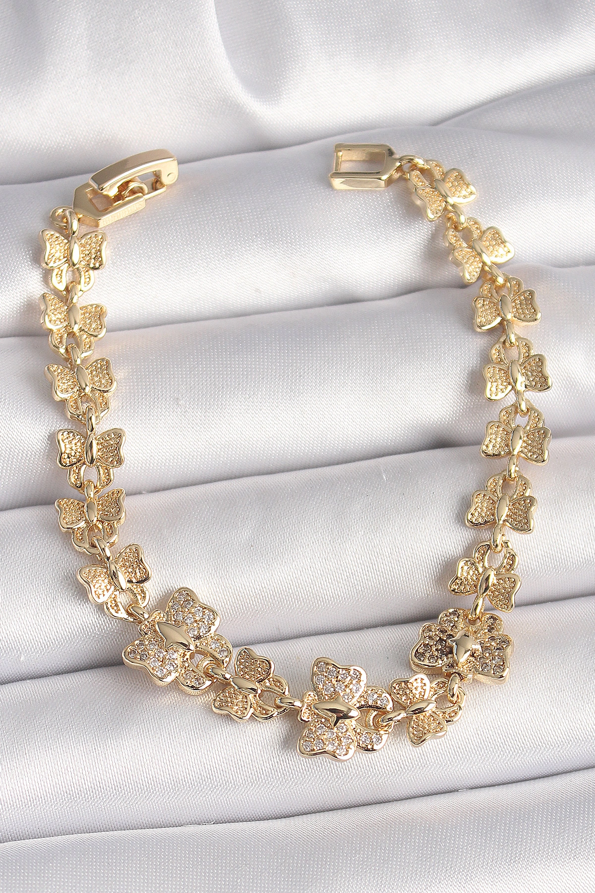 Pirinç Gold Renk Zirkon Taşlı Kelebek Model Zincir Kadın Bileklik