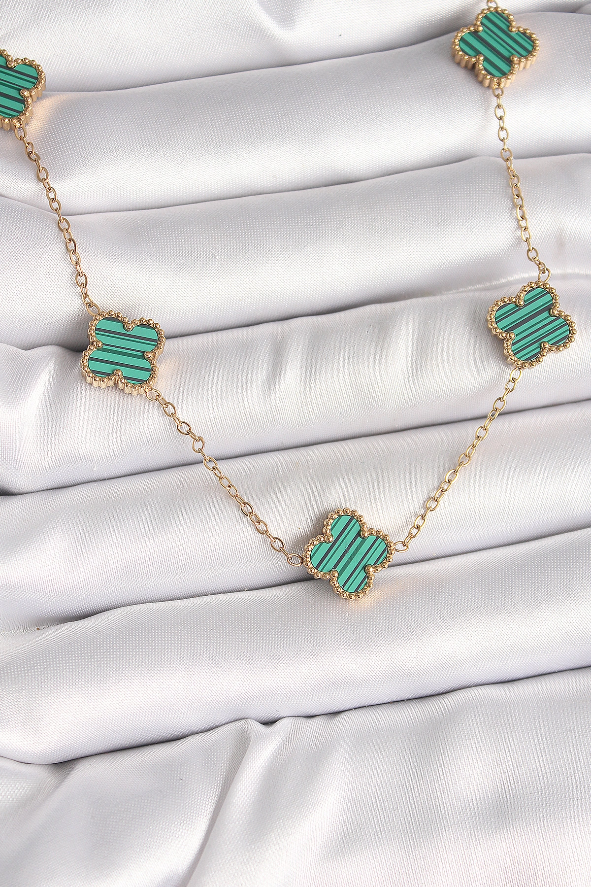 316L Çelik Gold Renk Zincir Yeşil Yonca Model Kadın Kolye