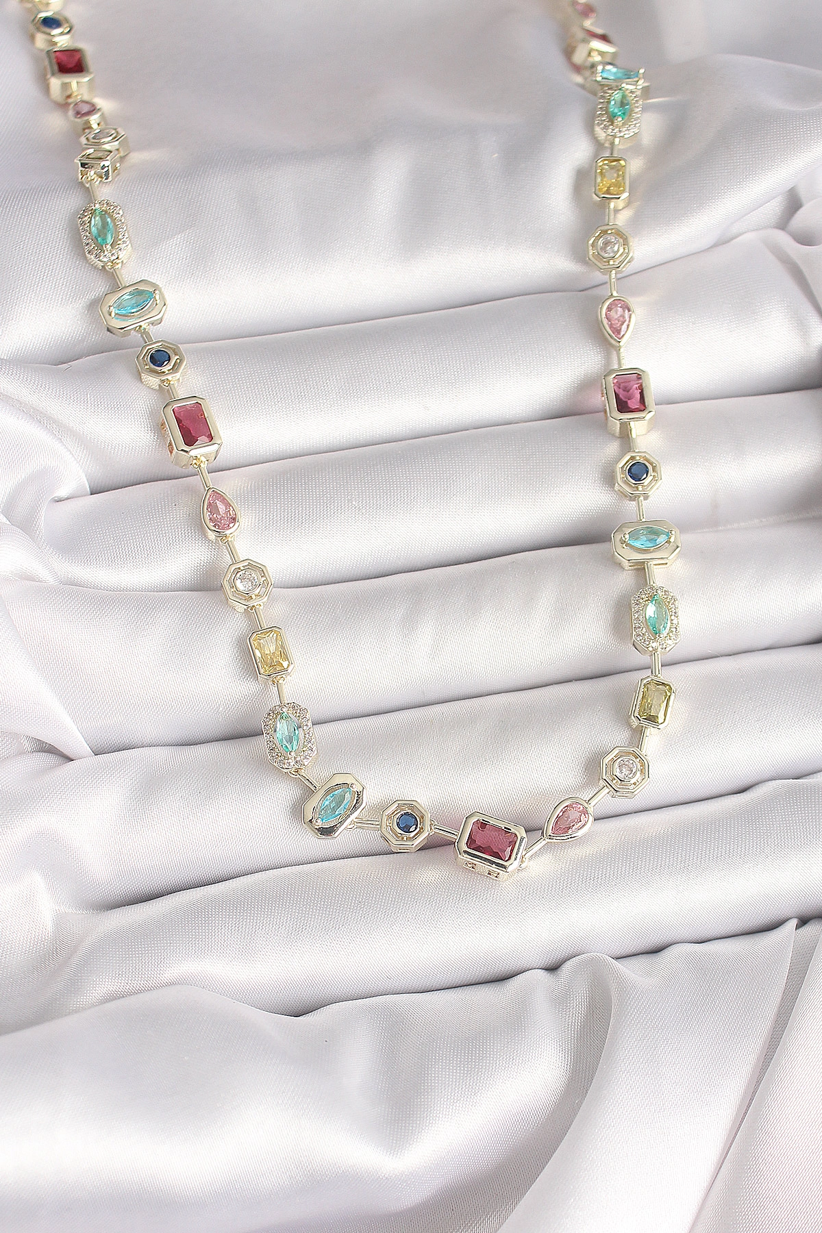 Pirinç Gold Renk Zirkon Taşlı VIP Seri Kadın Kolye