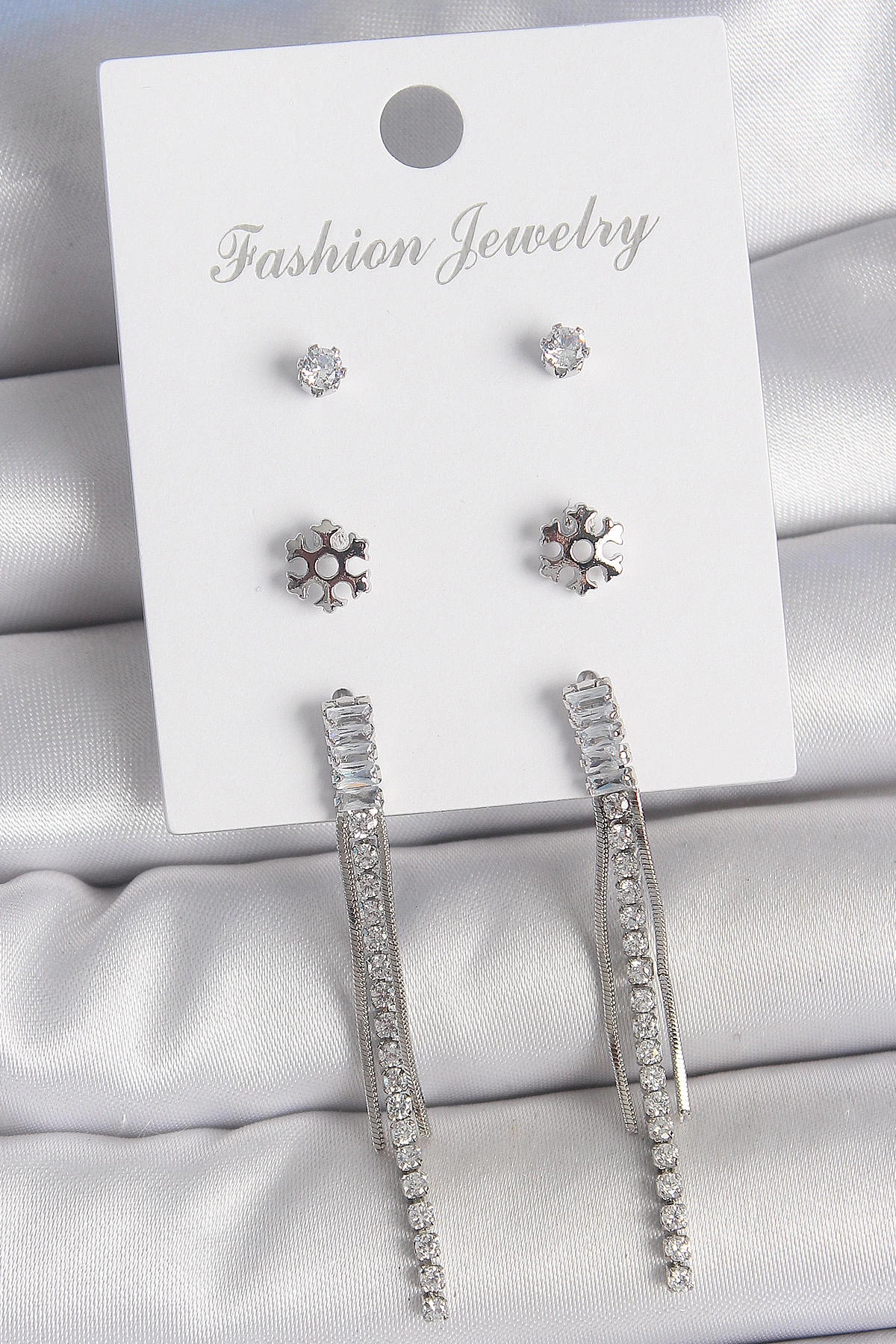 Pirinç Gold Renk Zirkon Taşlı Sallantılı Çiçek Detay 3 Çfit Kadın Küpe Seti