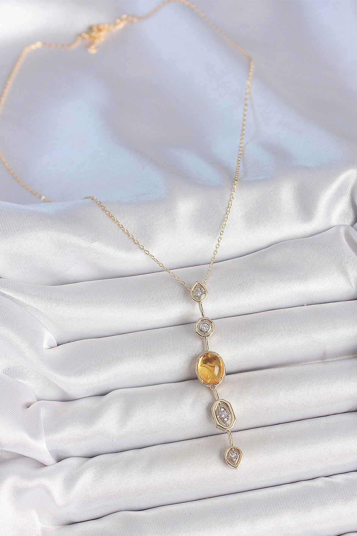 Pirinç Zincir Kehribar Sarı Gold Renk  Zirkon Taşlı Y Kolye