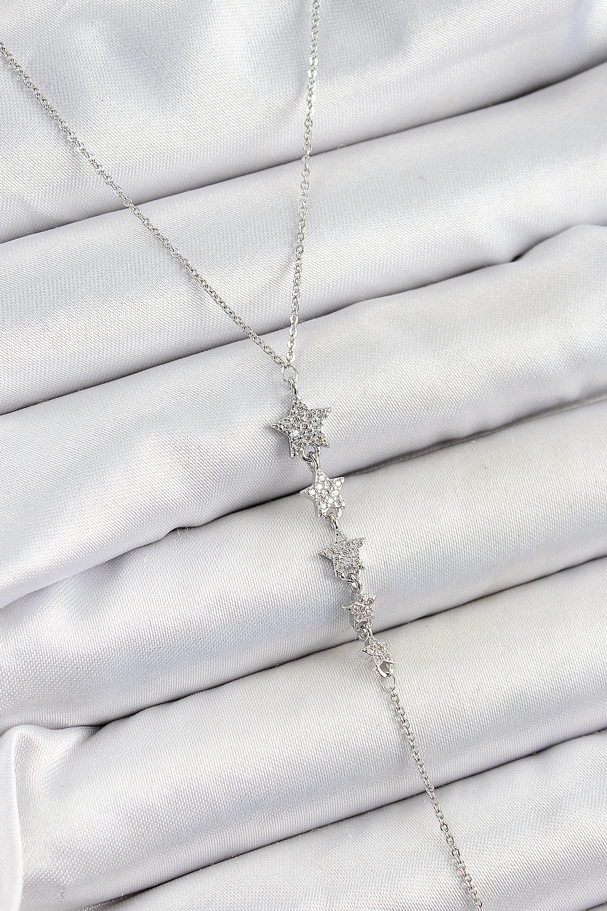 Pirinç Zirkon Taşlı Sıralı Yıldız Figürlü Y Model Gümüş Renk Kadın Kolye
