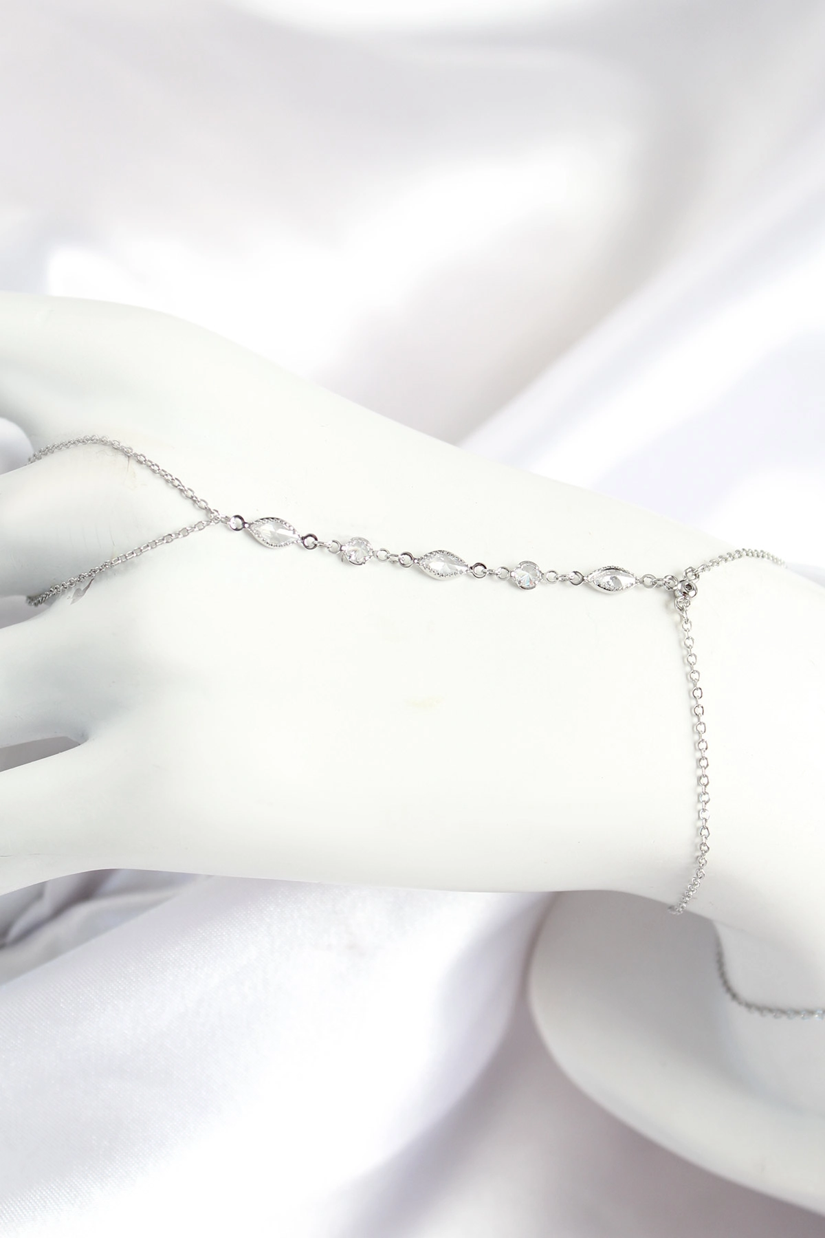 Pirinç Zirkon Taşlı Y Model Gümüş Renk Kadın Şahmeran