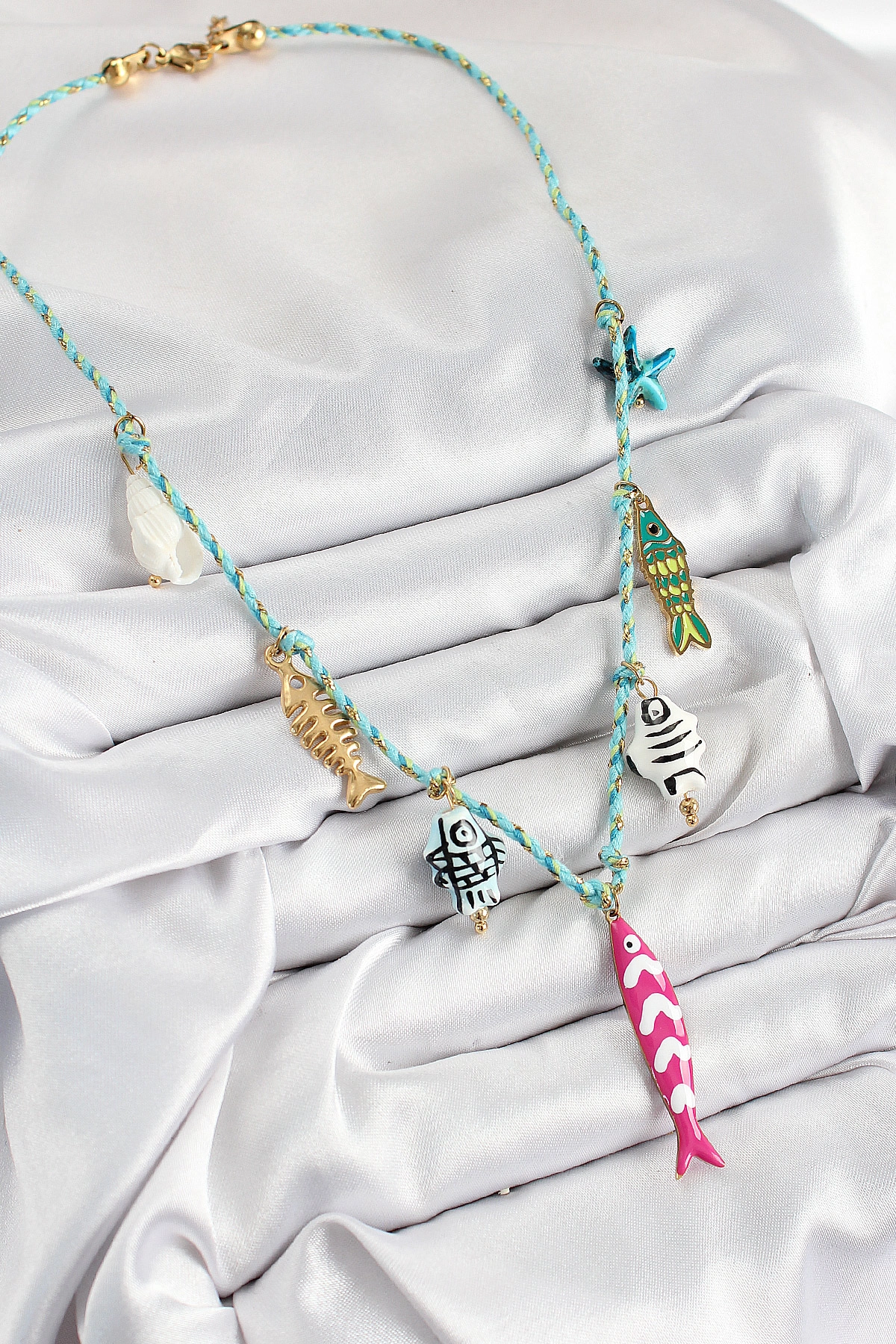 Seramik Motifli Pembe Balık Figürlü Model Mavi İp Kadın Kolye