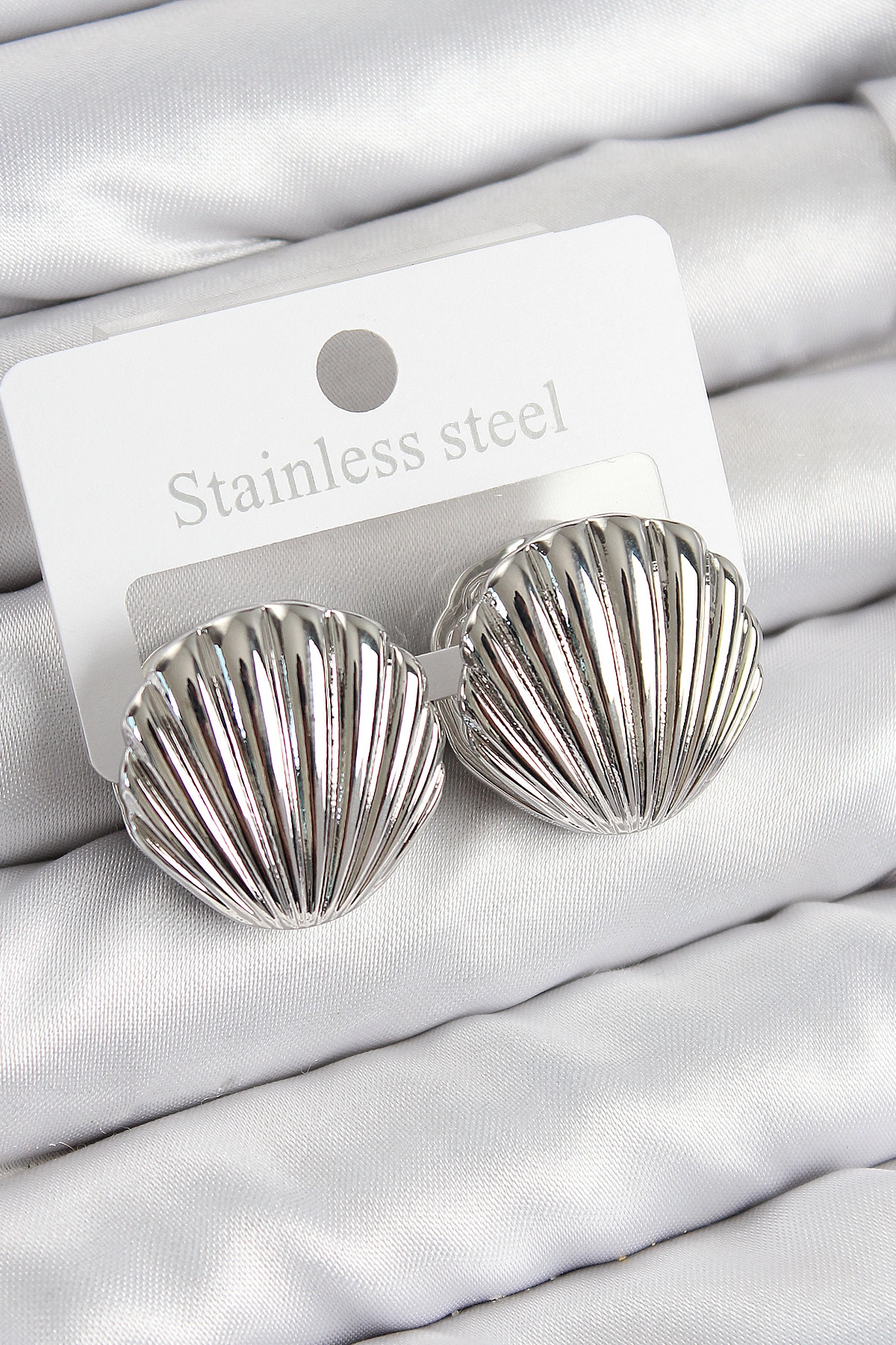 Pirinç İstiridye Model Gümüş Renk Kadın Küpe