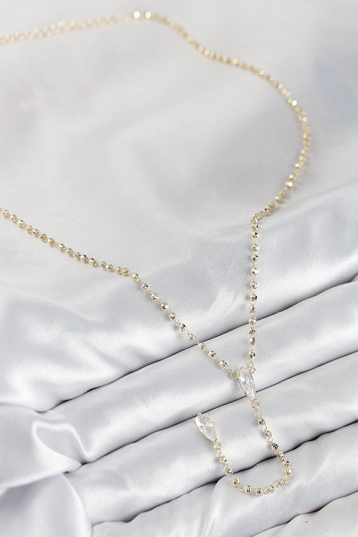 Pirinç Zirkon Taşlı Gold Renk Kadın Y Kolye