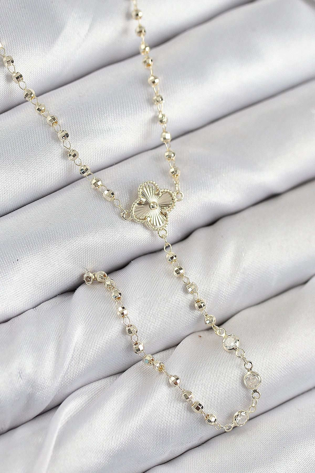 Pirinç Zirkon Taşlı Yonca Model Gold Renk Kadın Y Kolye