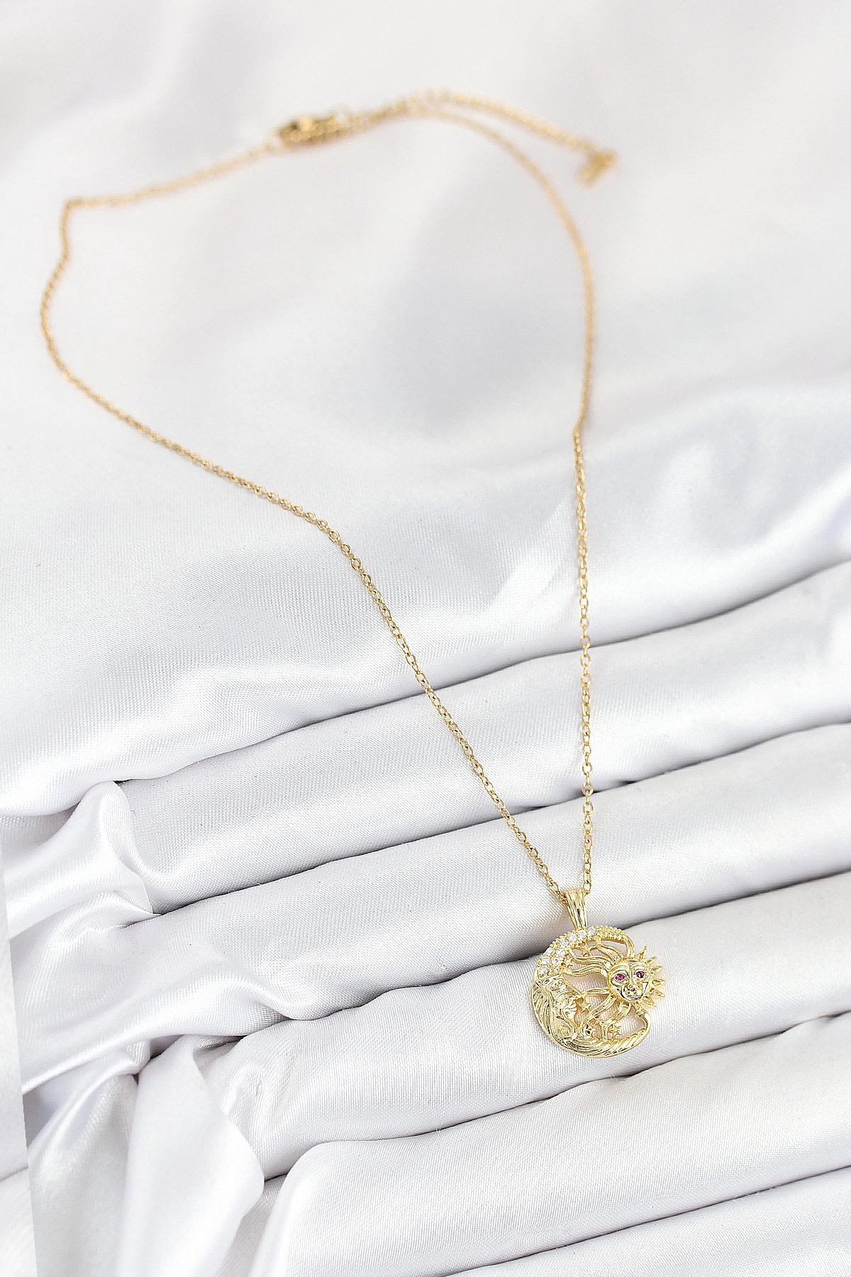 316L Çelik Zirkon Taşlı Ay Ve Güneş Model Gold Renk Kadın Kolye