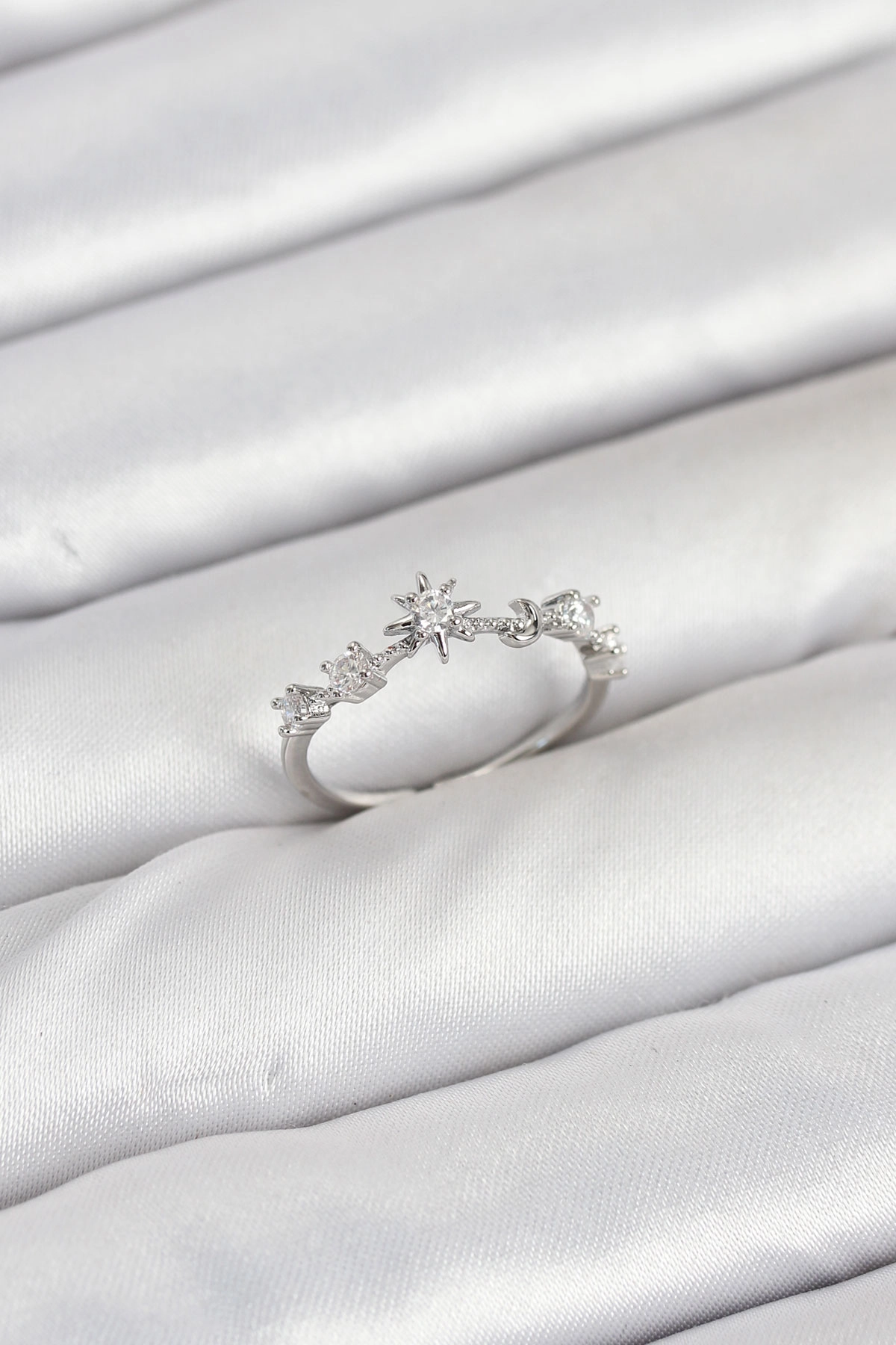 Pirinç Gümüş Renk Manifest Kadın Yüzük