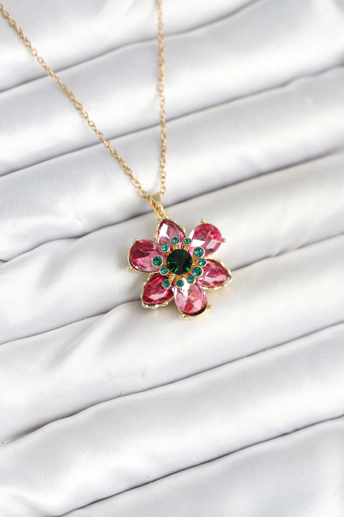 316L Çelik Zincirli Pembe Çiçek Model Kadın Kolye