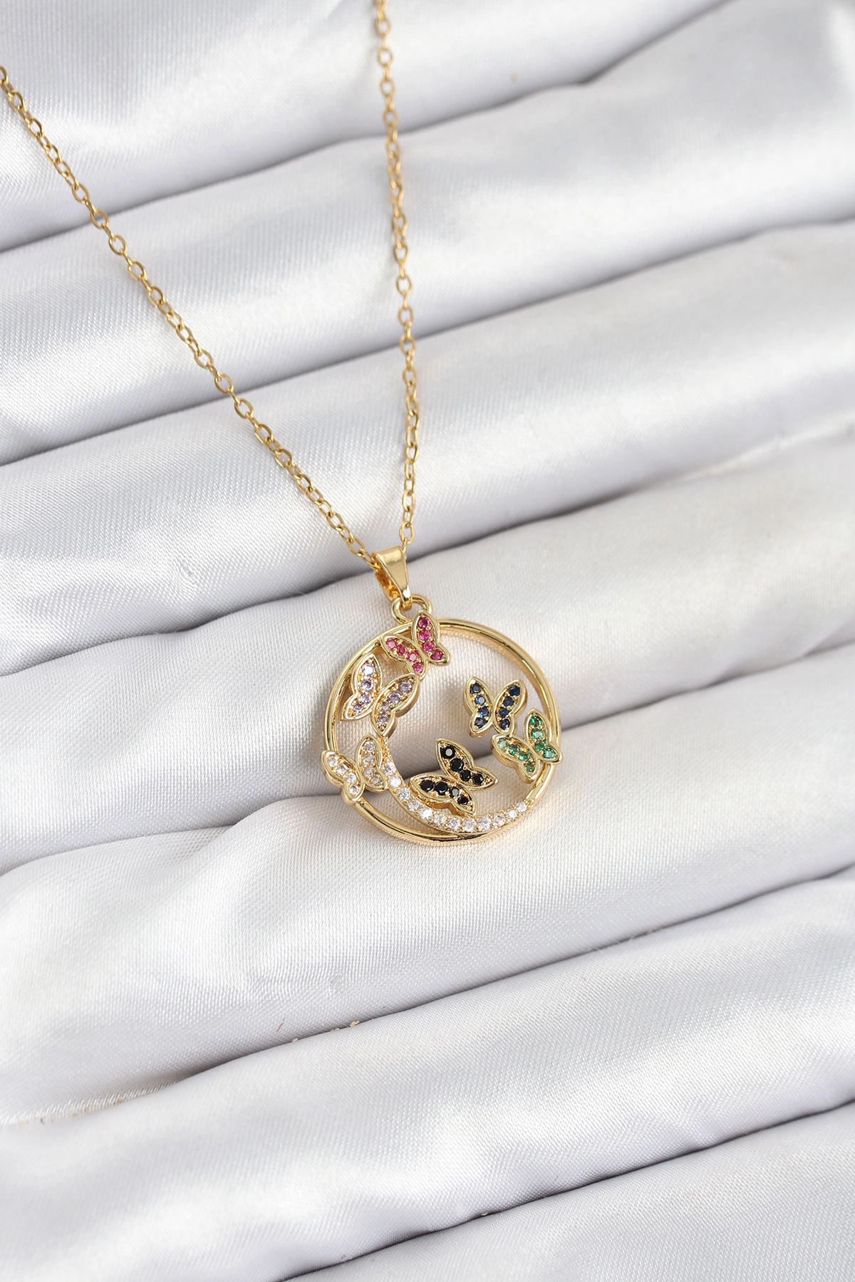 316L Çelik Zincir Gold Renk Zirkon Taşlı Kelebekli Kadın Kolye