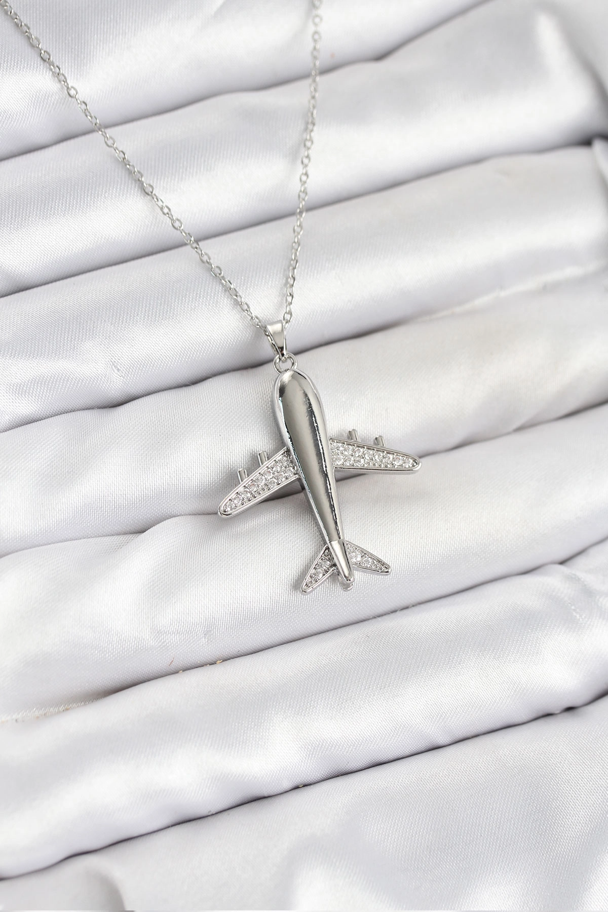 316L Çelik Zincir Gümüş Renk Uçak Model Kadın Kolye