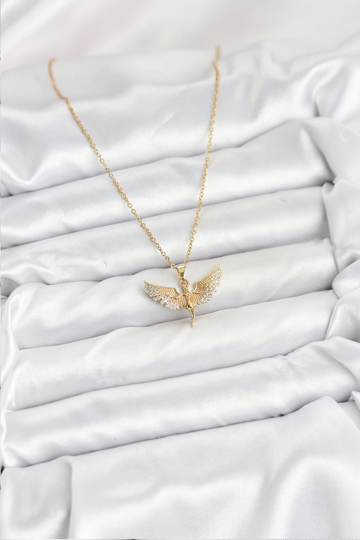 316L Çelik Zincir Gold Renk Melek Model Kadın Kolye