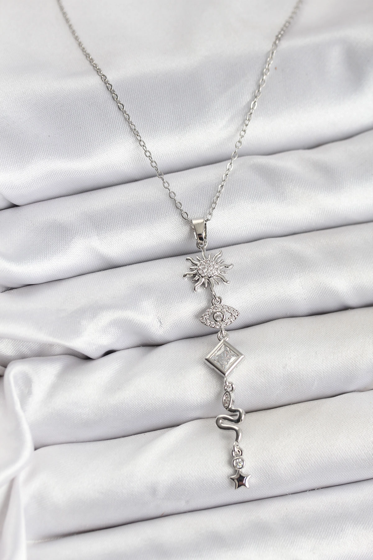 316L Çelik Zincir Gümüş Renk Güneş ve Enerji Model Kadın Y Kolye