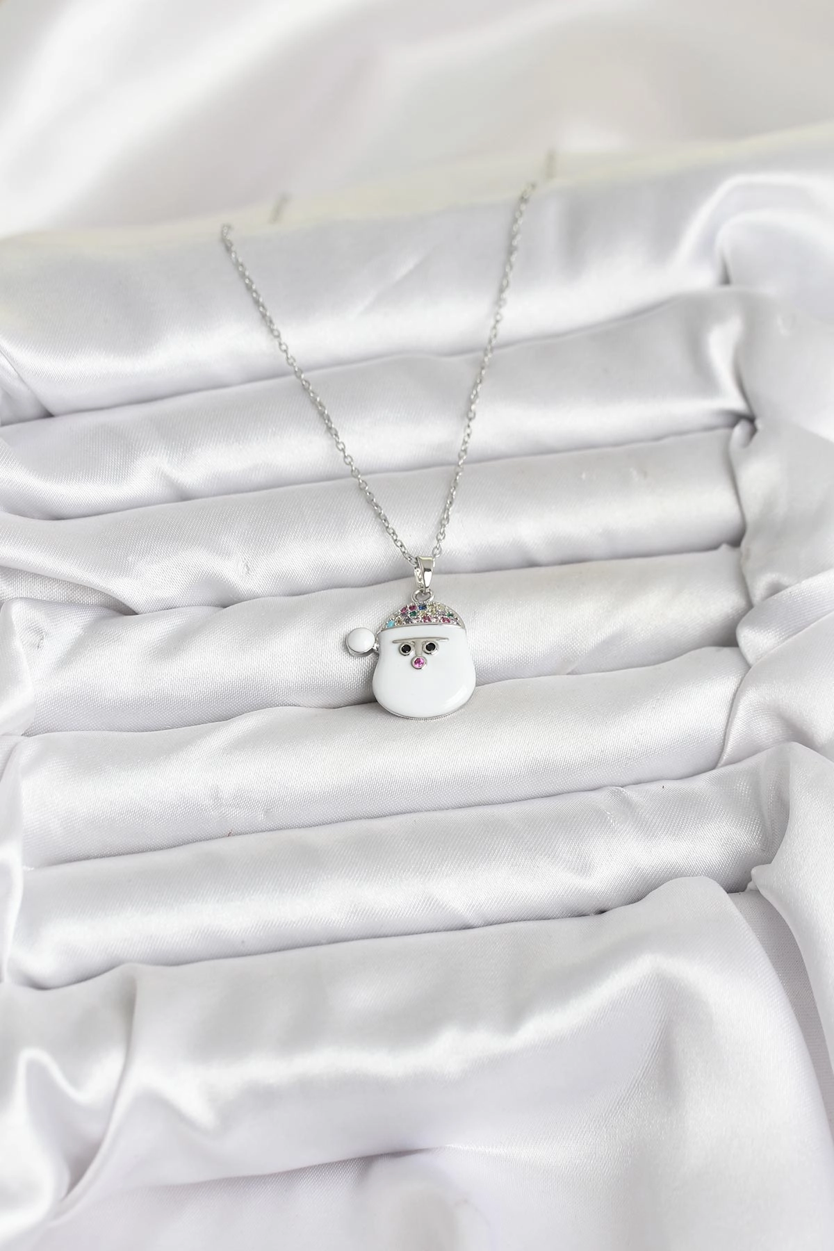 316L Çelik Zincir Gümüş Renk Şapkalı Kardan Adam Kafası Model Yılbaşı Temalı Kadın Kolye