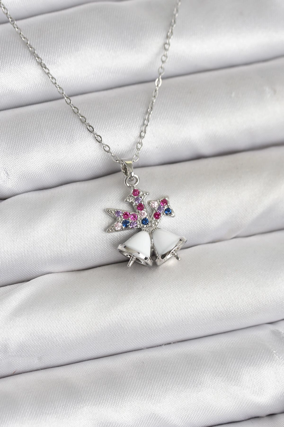 316L Çelik Zincir Gümüş Renk Chirtsmas Bell Model Yılbaşı Temalı Kadın Kolye