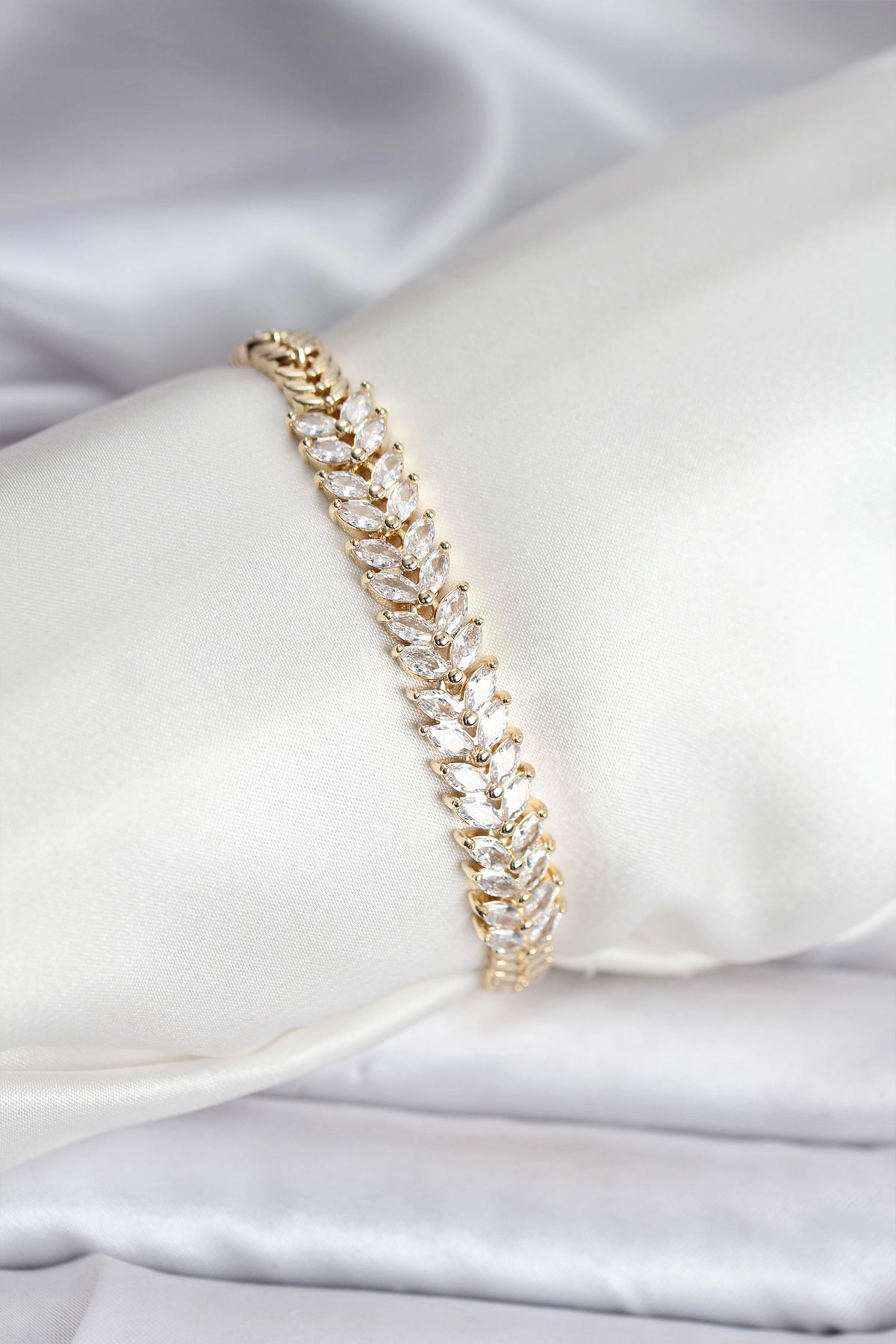 14K Gold Renk Kaplama Başak Model Zirkon Taşlı CM Kadın Bileklik