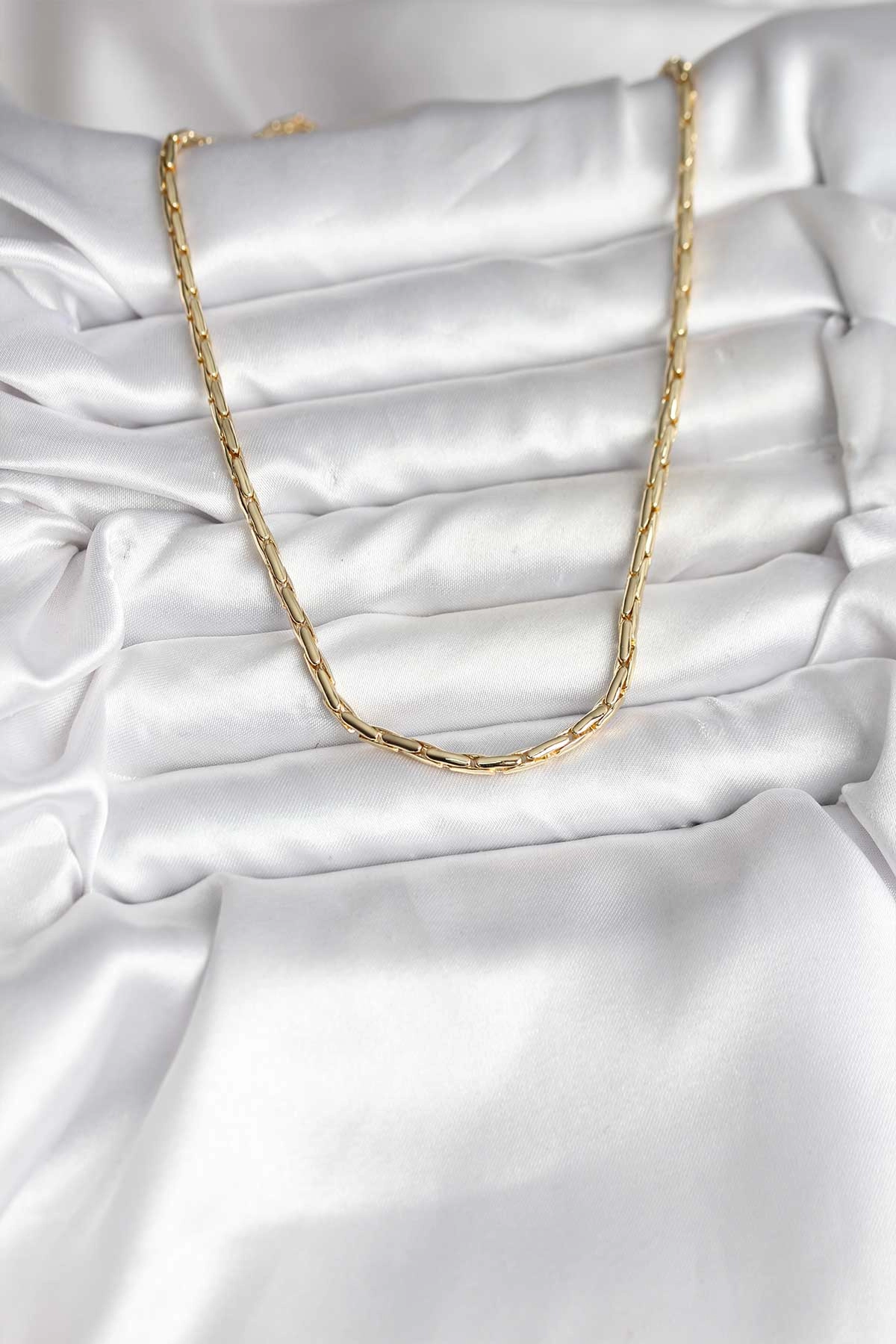 14K Gold Renk Kaplama Model CM Kadın Kolye