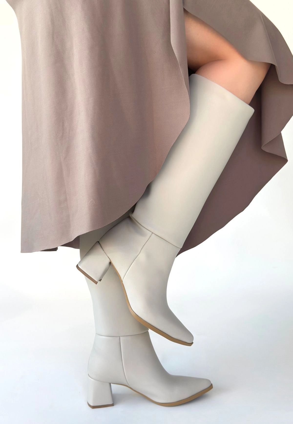 Roksa Ten Cilt Topuklu Çizme