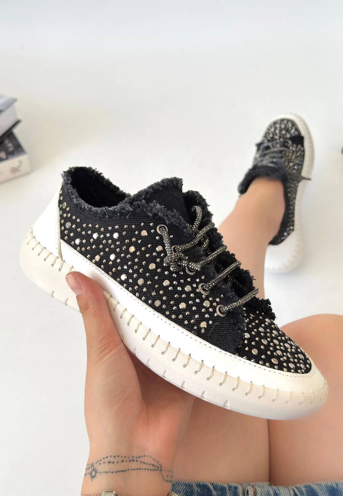 Guji Siyah Kot Bağcıklı Spor Ayakkabı