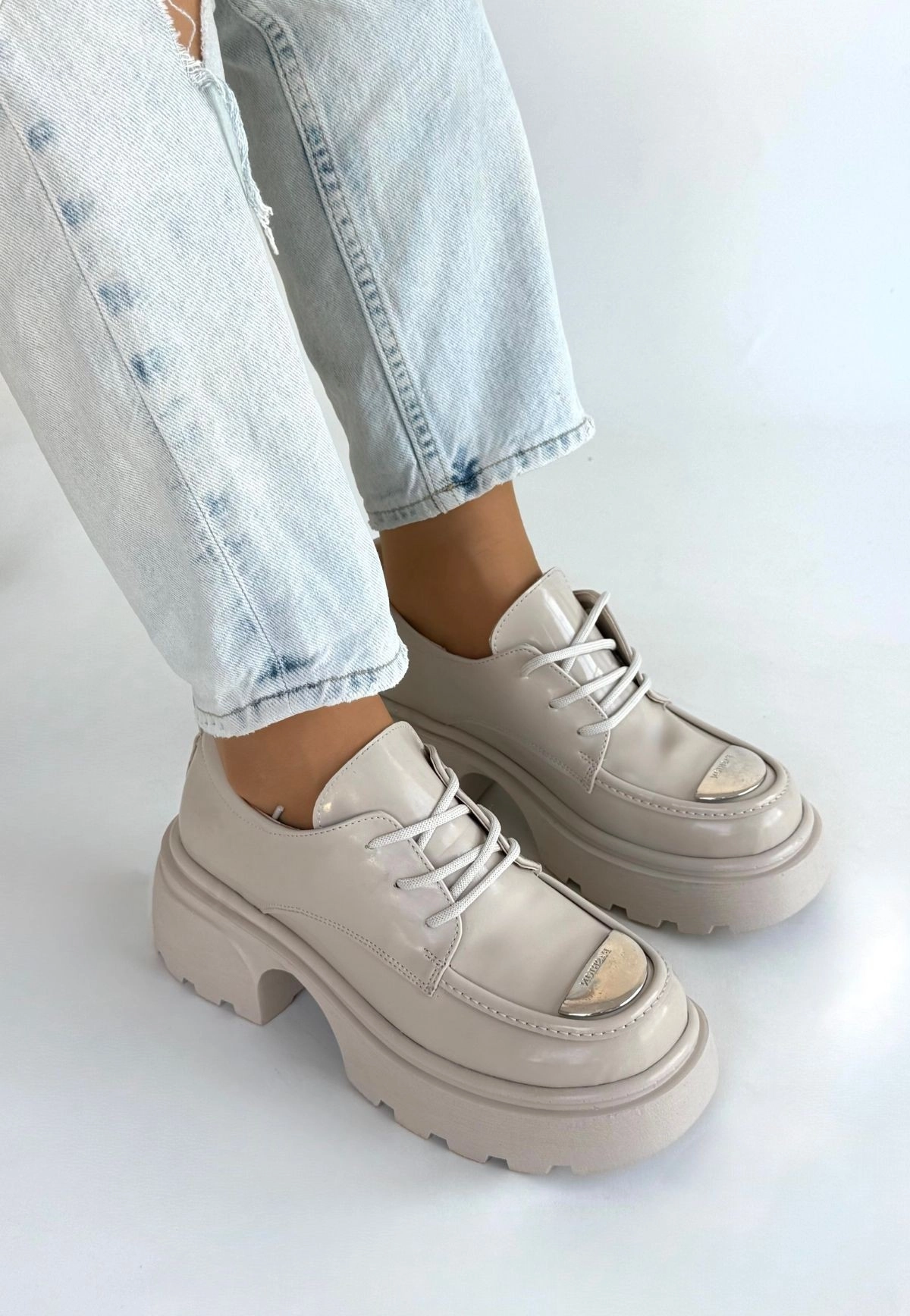 Kiya Bej Rugan Dolgu Topuk Oxford Ayakkabı