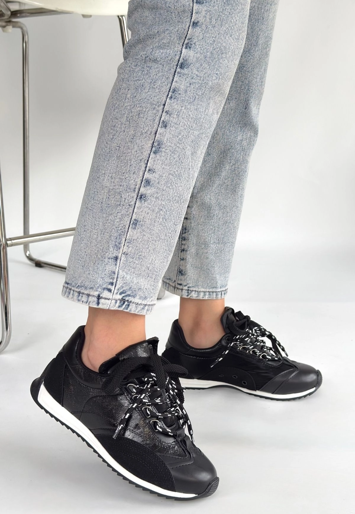 Ranu Siyah Cilt Paraşüt Detaylı Bağcıklı Spor Ayakkabı