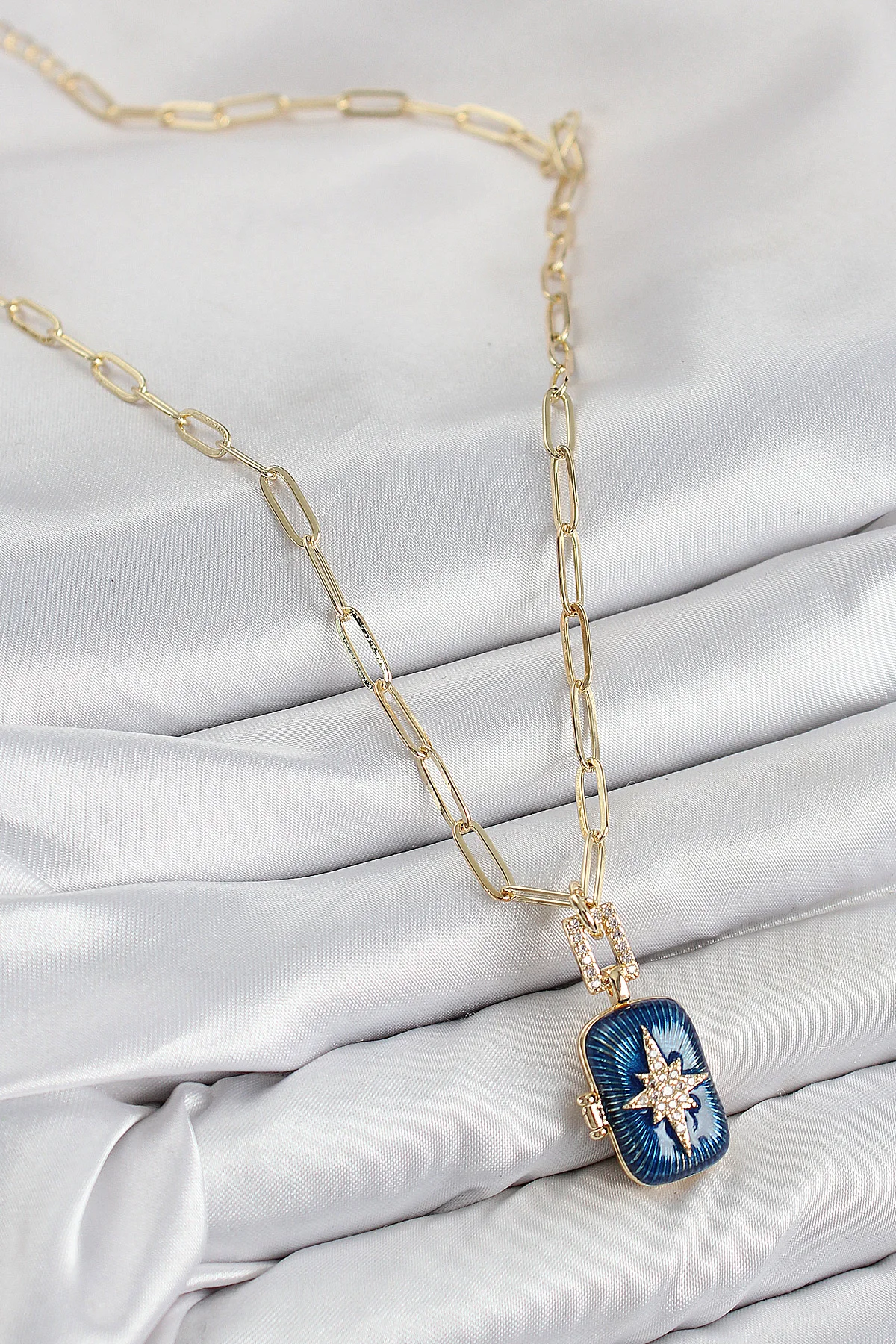 Pirinç Zirkon Taşlı Açılabilir Kutup Yıldızı Model Gold Renk Kadın Kolye