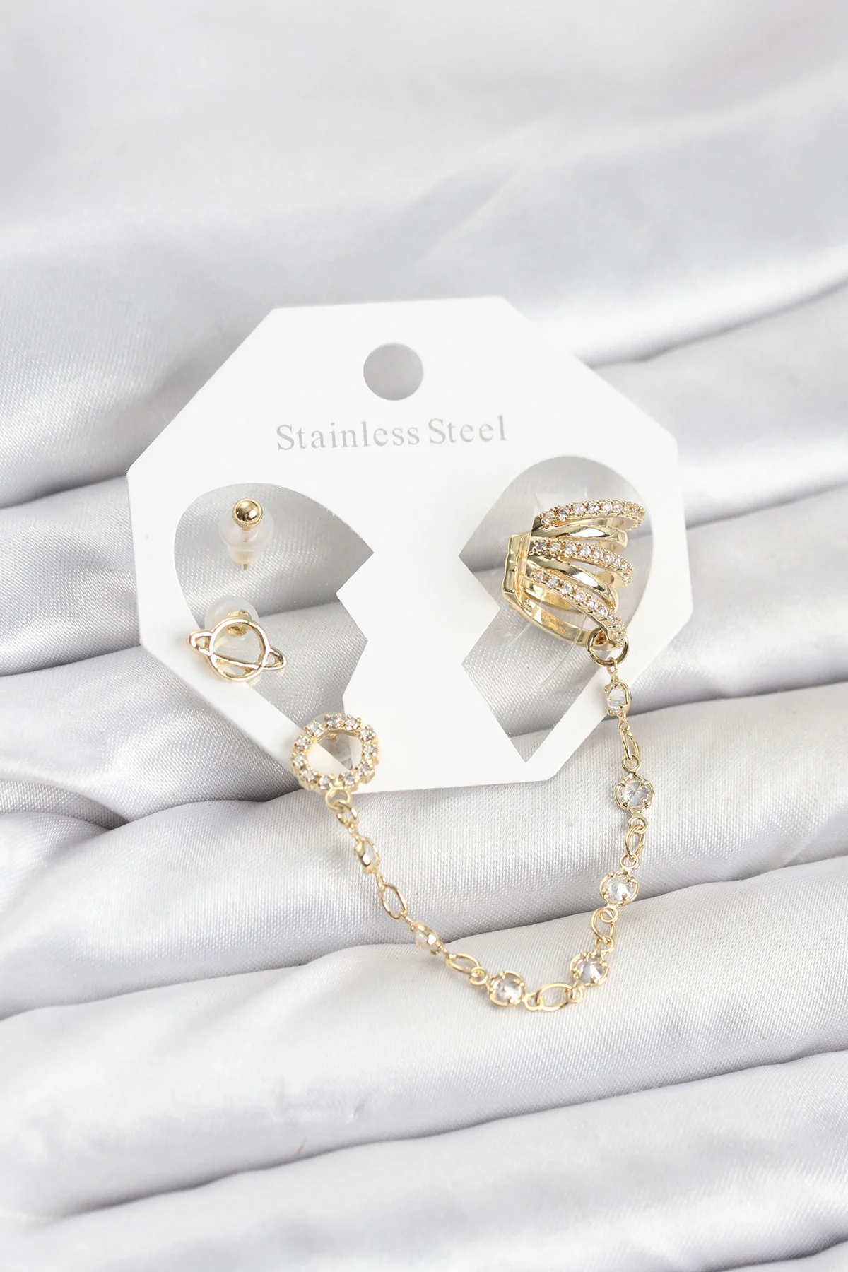 Uzay Model Pirinç Gold Renk Zincir Bağlantılı Ear Cuff Küpe Seti