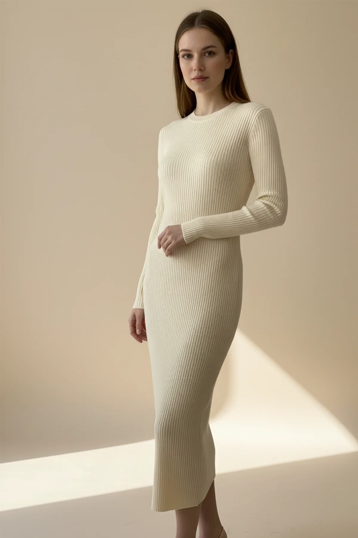 Kadın Bisiklet Yaka Uzun Elbise - Bej