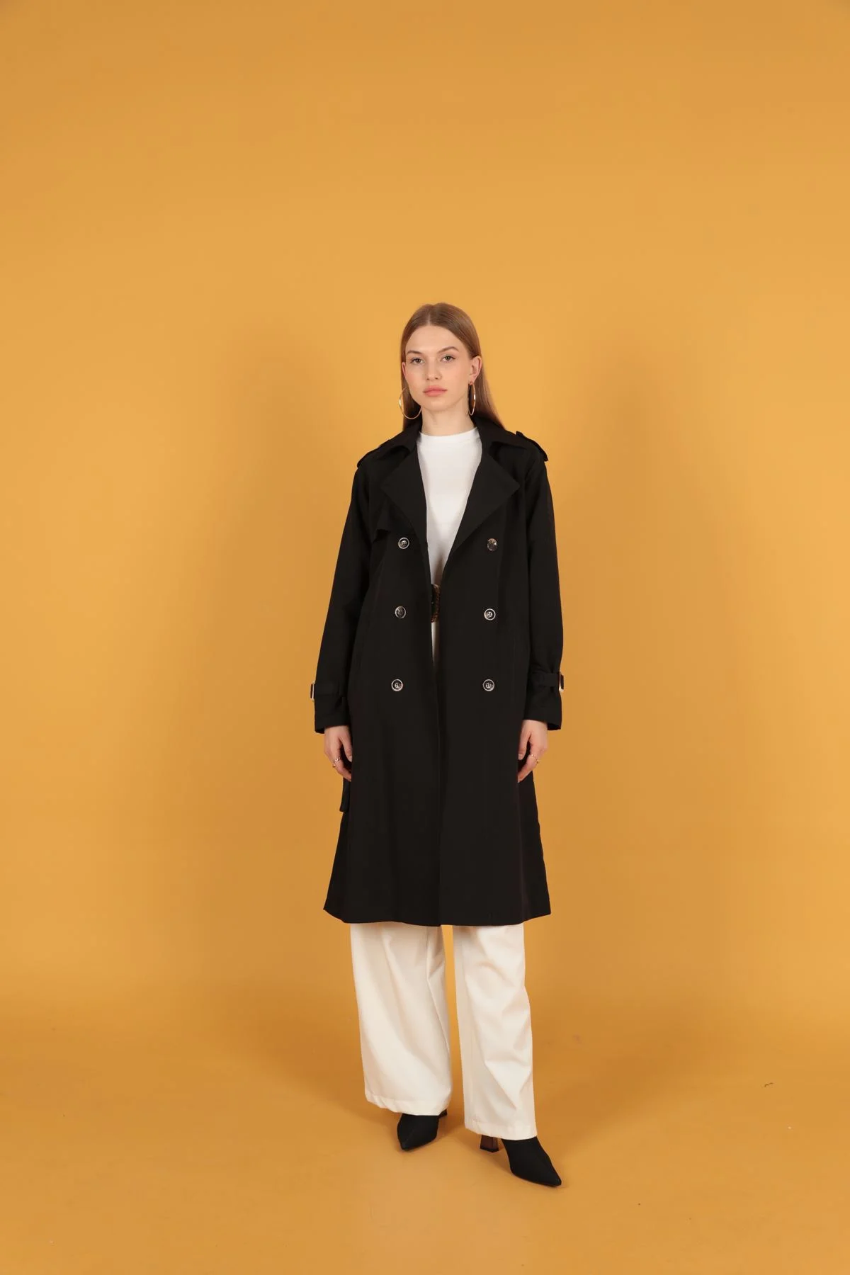 Tokalı kadın Siyah Trençkot