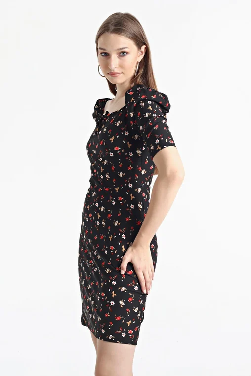 Kadın Siyah Balon Kol Kare Yaka Elbise