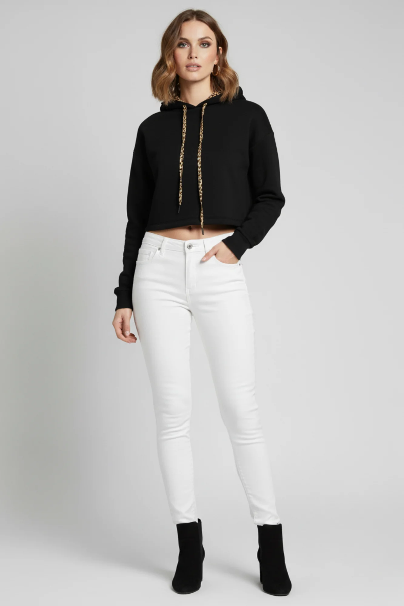 Kadın Siyah Kapüşon İçi Desenli Astar Etek Ucu Yırtmaçlı Crop