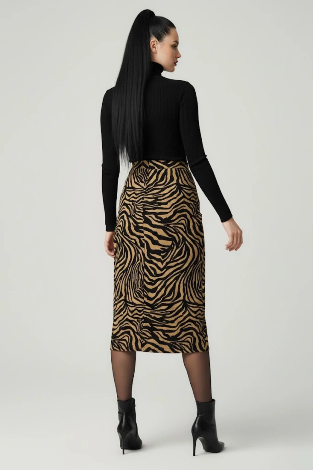Kadın Yırtmaçlı Kahverengi Zebra Desen Midi Boy Etek
