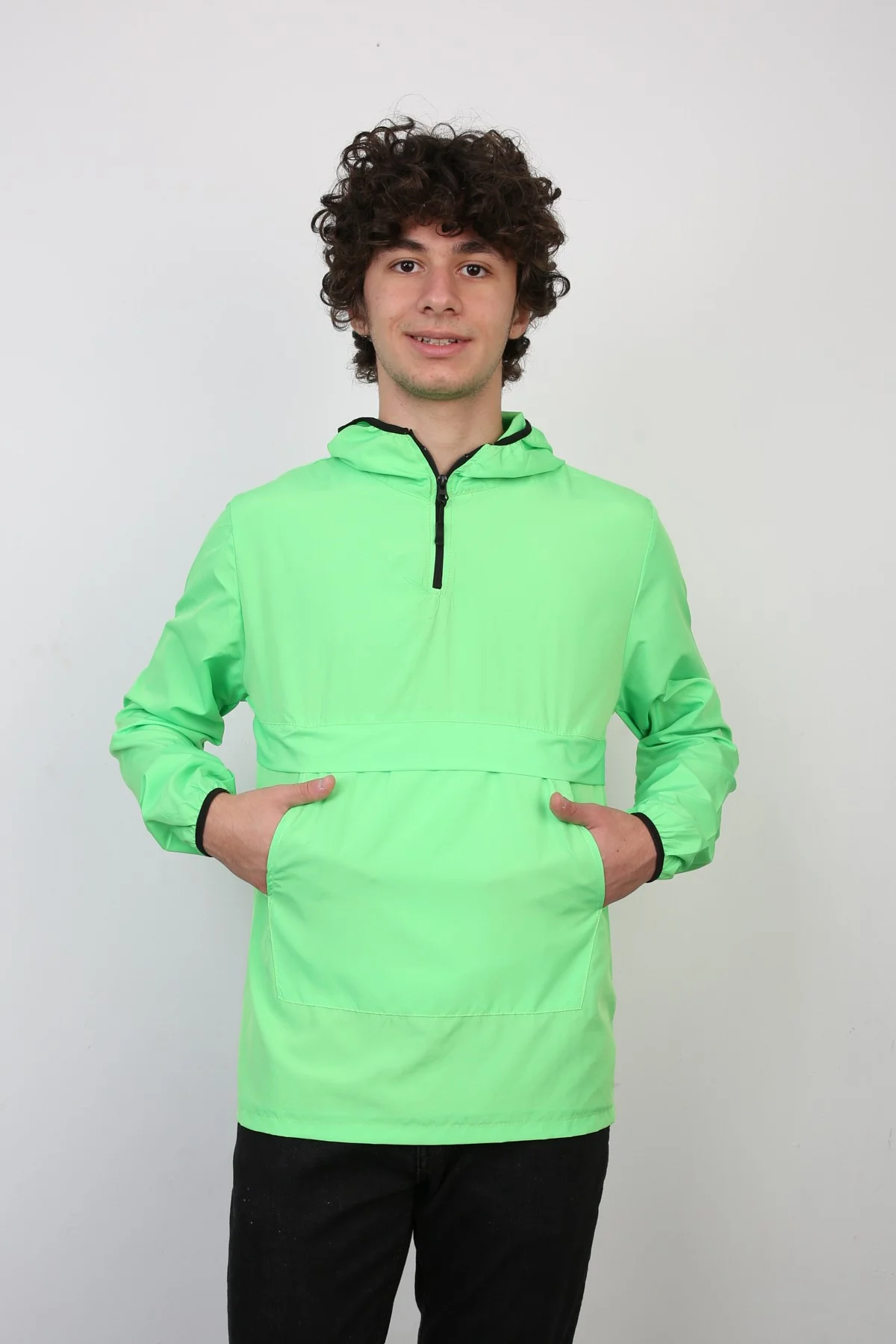 Yarım Fermuarlı Kapüşonlu İnce Erkek Spor Günlük Mevsimlik Mont