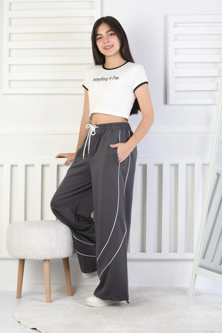 İki İplik Baskılı Çapraz Çizgili Kız Çocuk Eşofman Altı