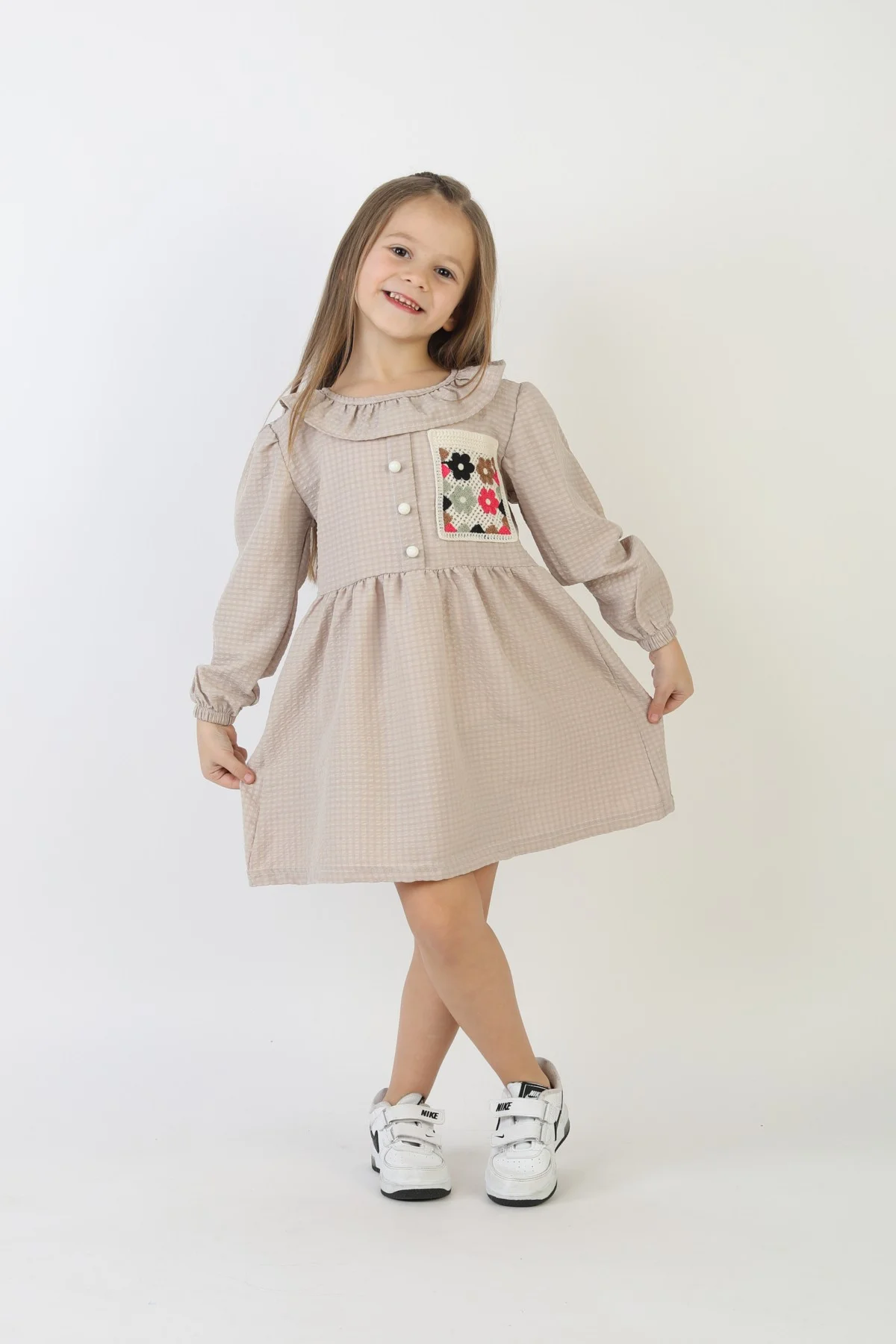 İşlemeli Gofre Kumaş Kız Çocuk Günlük Şık Rahat Ve Trend Elbise