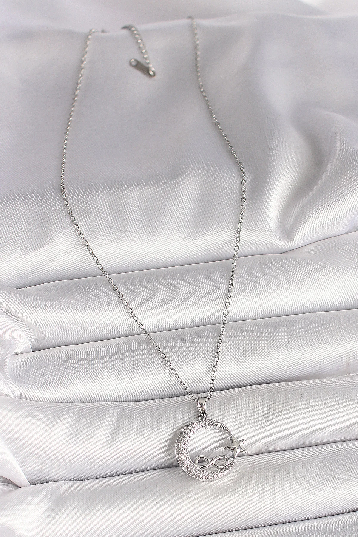 316L Çelik Gümüş Renk Zincir Zirkon Taşlı Ay Yıldız Model Sonsuzluk Detay Kadın Kolye