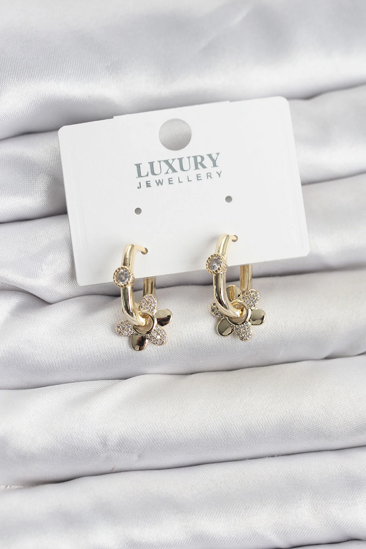 Zirkon Taşlı Pirinç Kadın Göçmen Küpesi