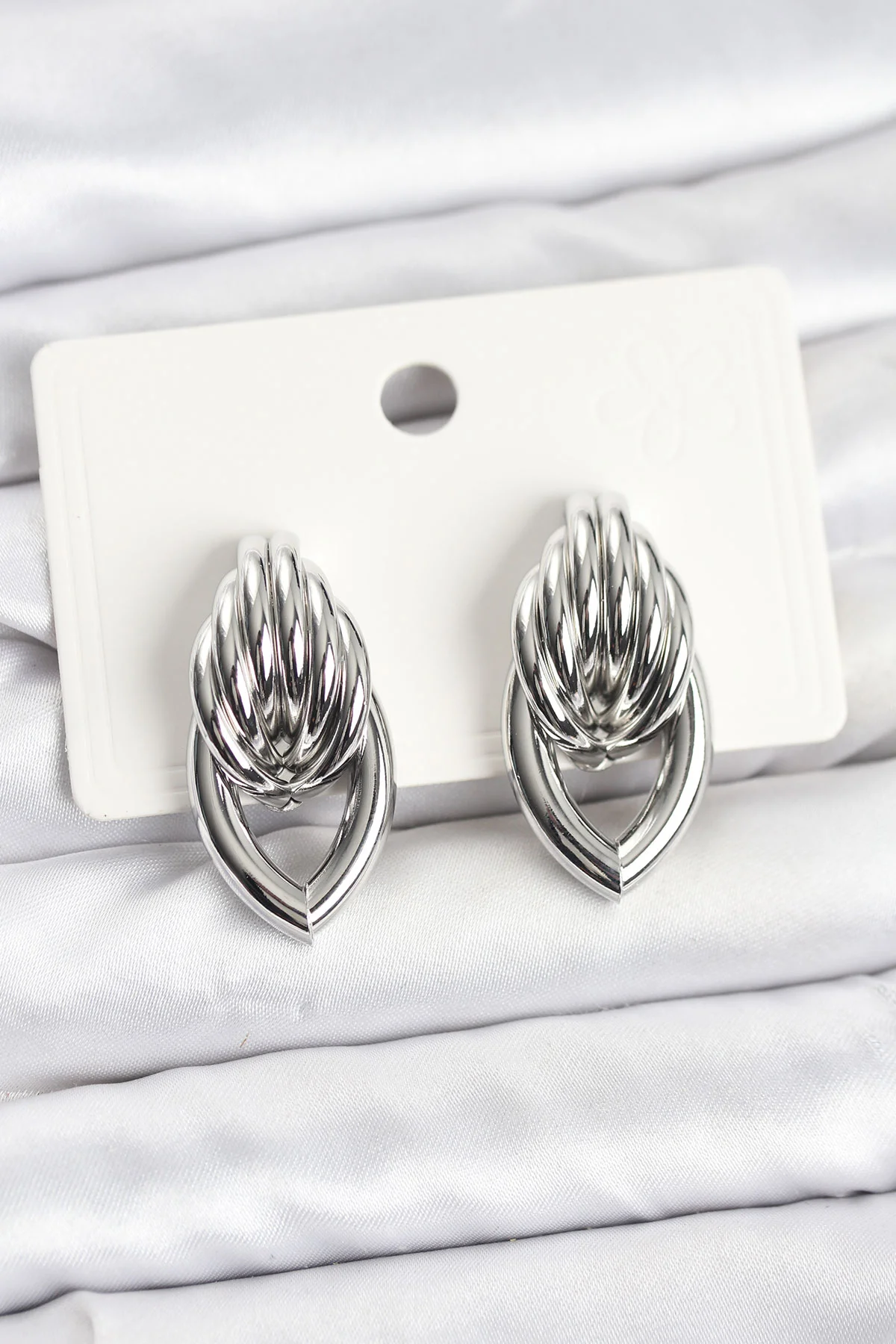 Pirinç Gümüş Renk Sarmal Damla Model Vintage Kadın Küpe