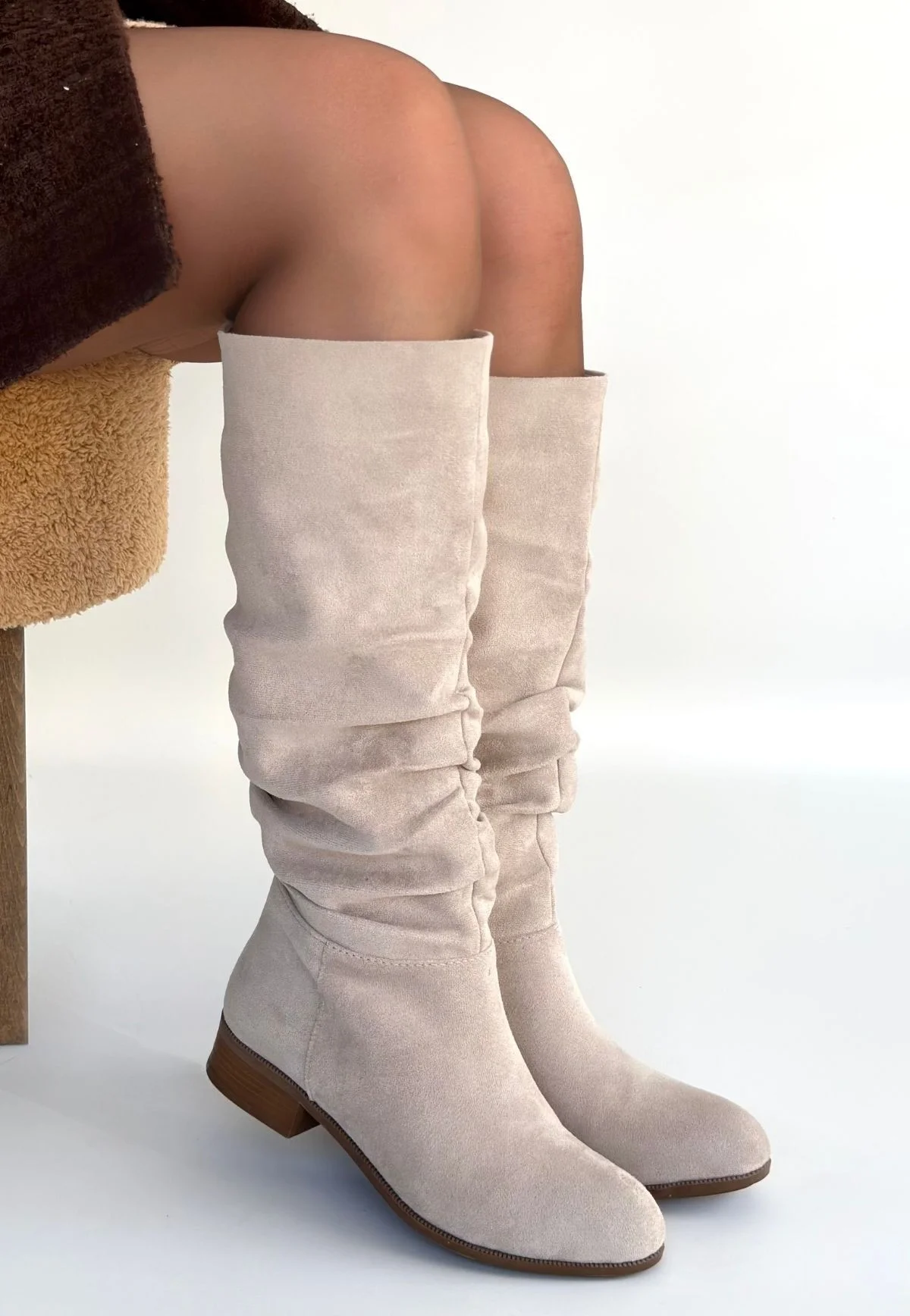 Winda Bej Süet Körüklü Topuklu Çizme