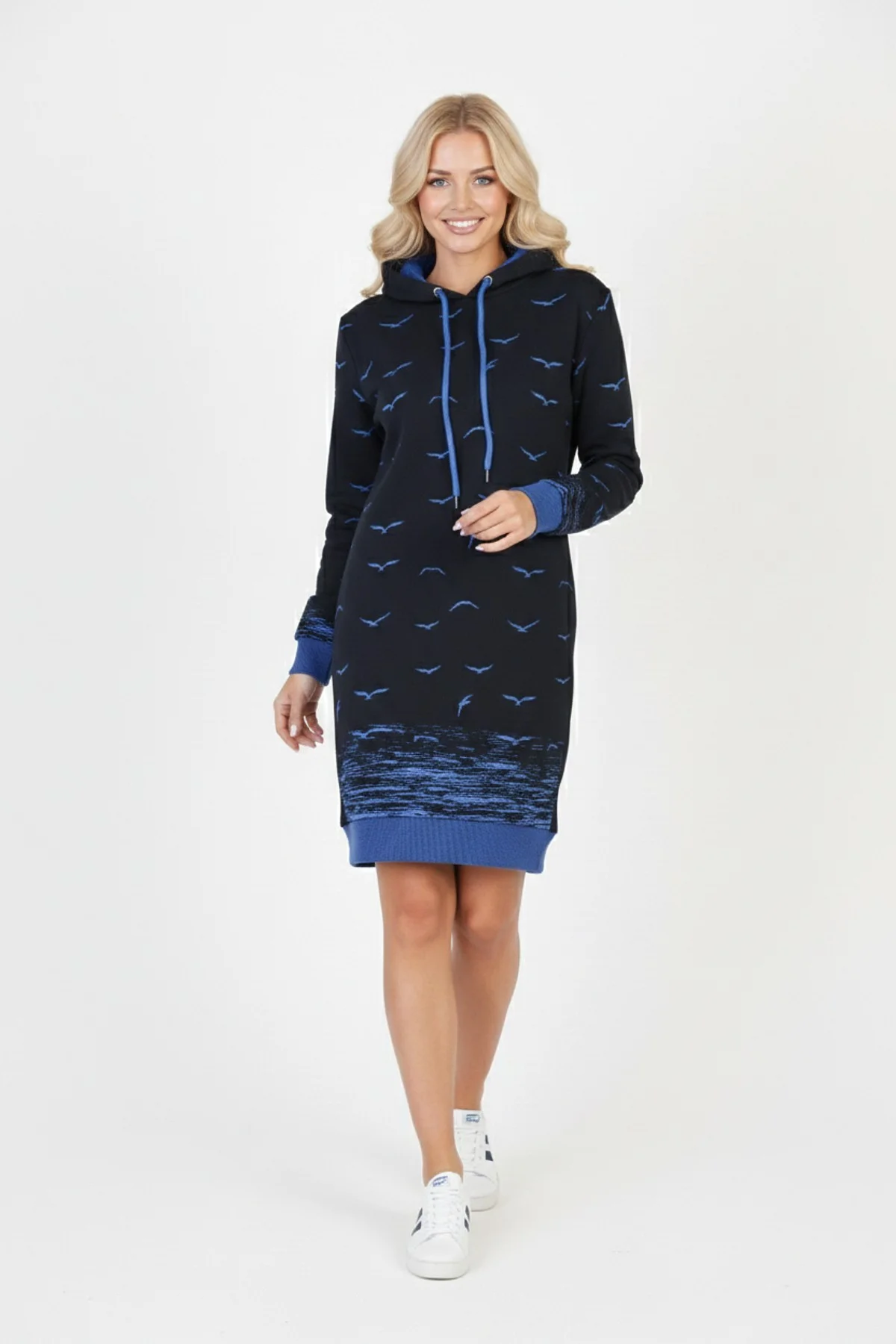 Kadın Lacivert Martı Desenli Kapüşonlu Cepli Uzun Kollu Jakarlı İnterlok Penye Sweatshirt Elbise