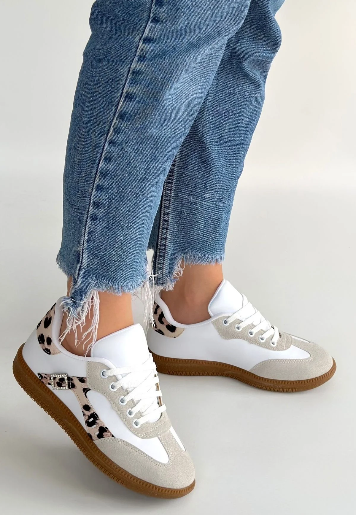 Mier Beyaz Cilt Bağcıklı Spor Ayakkabı