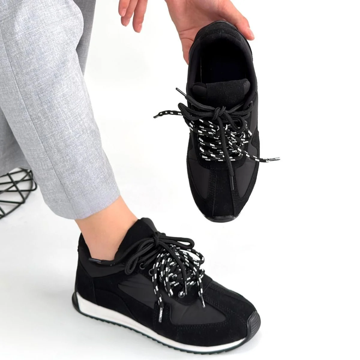 Jeat Siyah Nubuk Bağcıklı Spor Ayakkabı