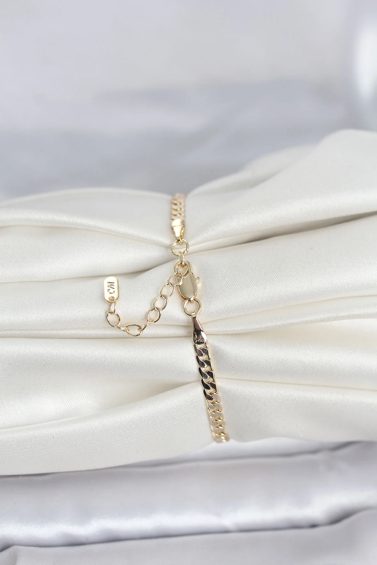 CM 14K Gold Renk Zincirli Model Kadın Bileklik