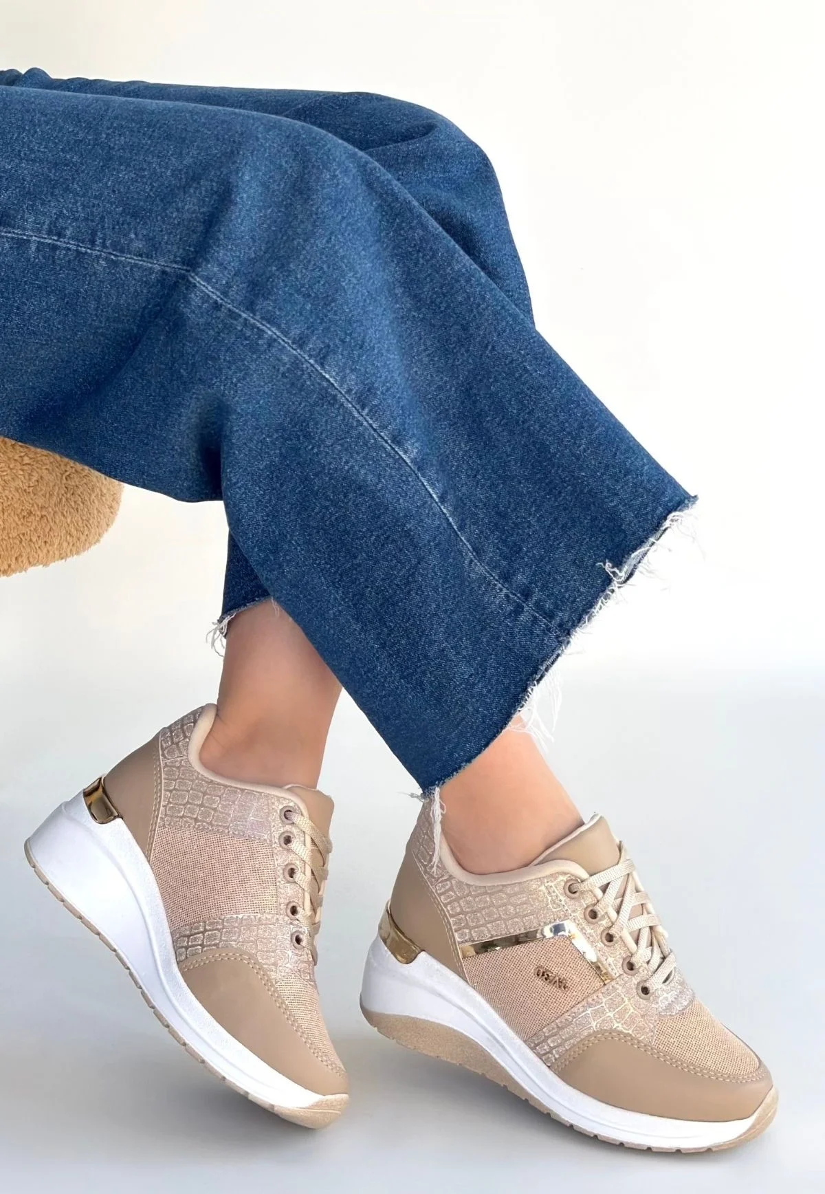 Geja Bej Cilt Bağcıklı Spor Ayakkabı