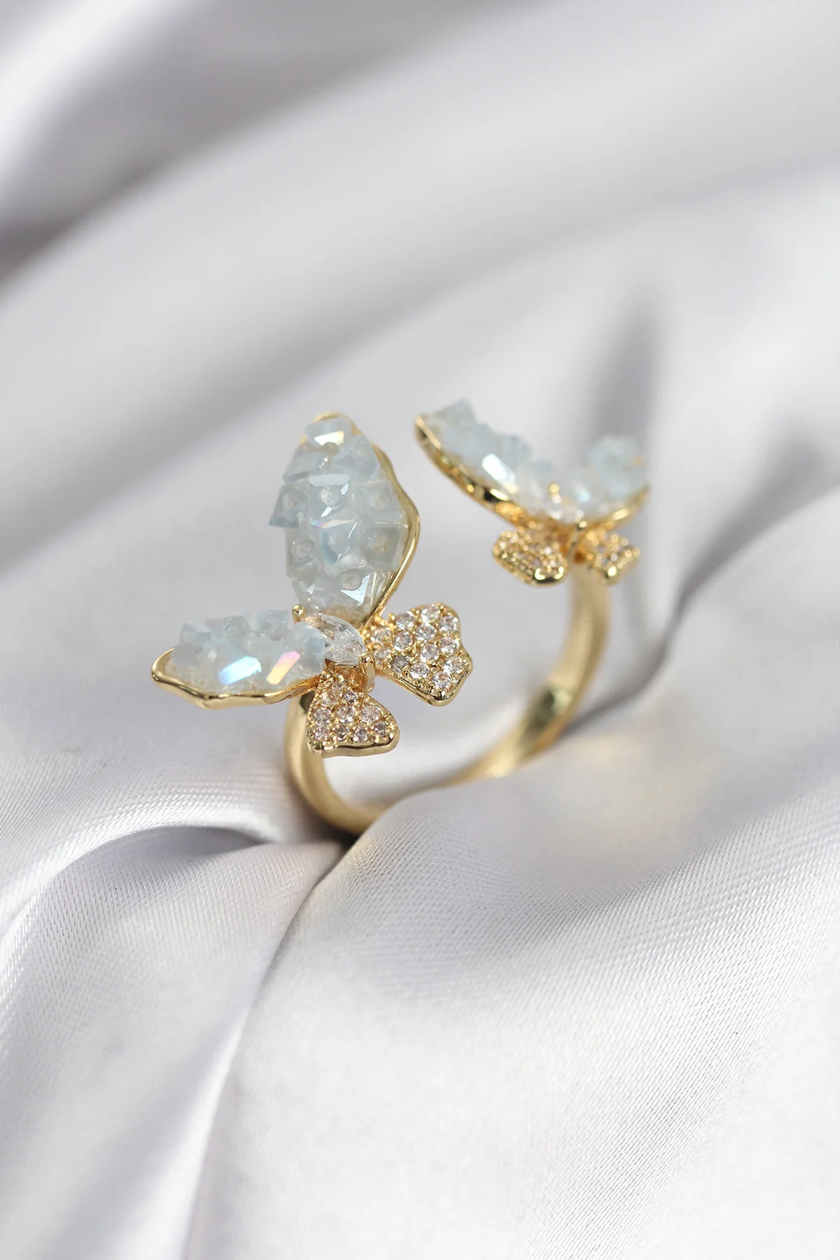 Gold Renk Mavi Kelebek Model Zirkon Taşlı Kadın Yüzük